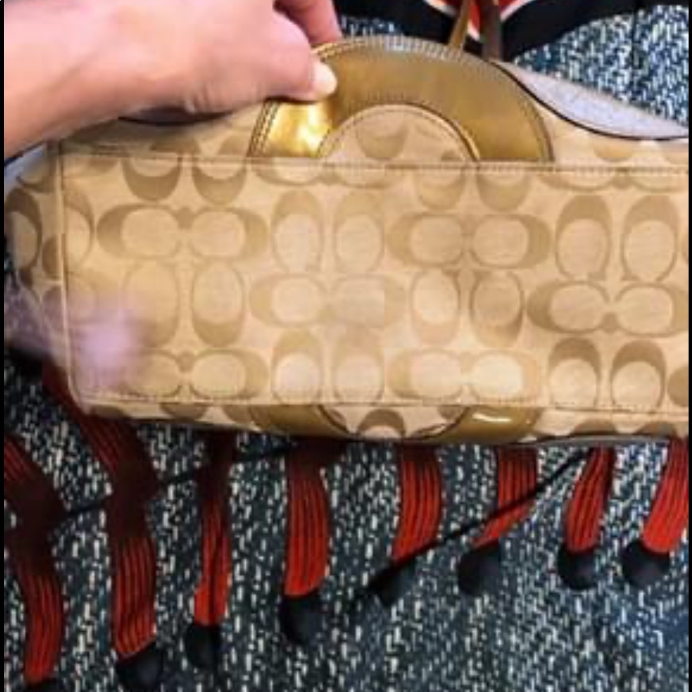 Coach handbag - Picture 2 of 7